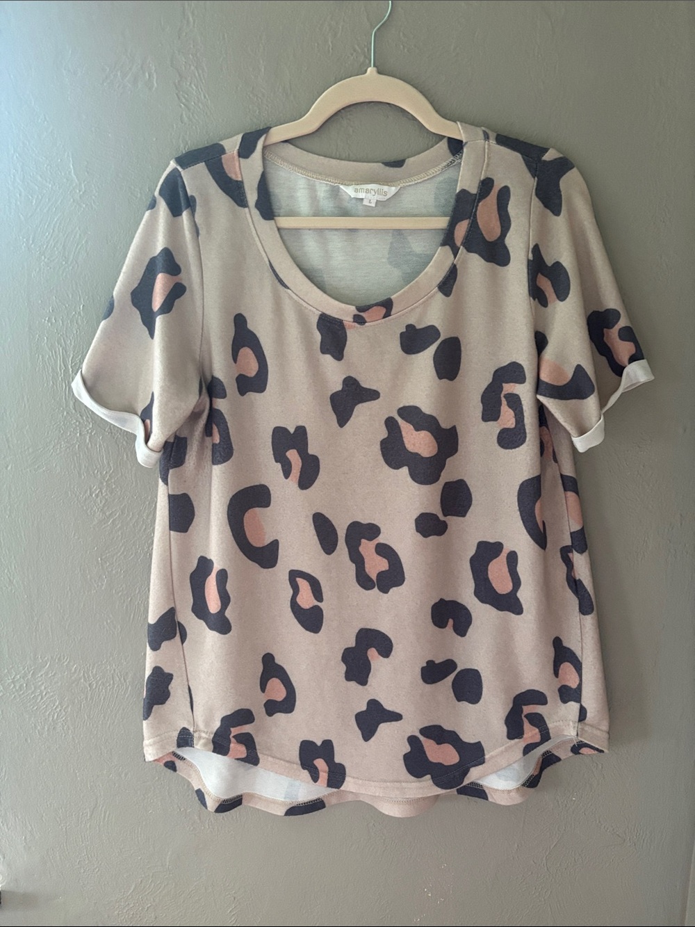 Amaryllis Beige Leopard-Print Short Sleeve Tee with Pink Accents